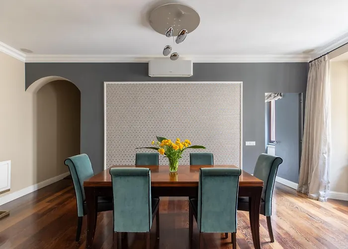 Appartement Iflat Contemporary Elegance In The Heart Of *